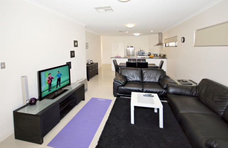 10 Albourne Way, BALGA WA 6061, Balga - Thumbnail 3