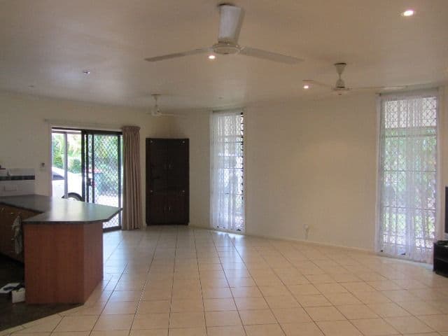 22 Kingfisher Crescent, WULAGI NT 0812, Wulagi - Thumbnail 3
