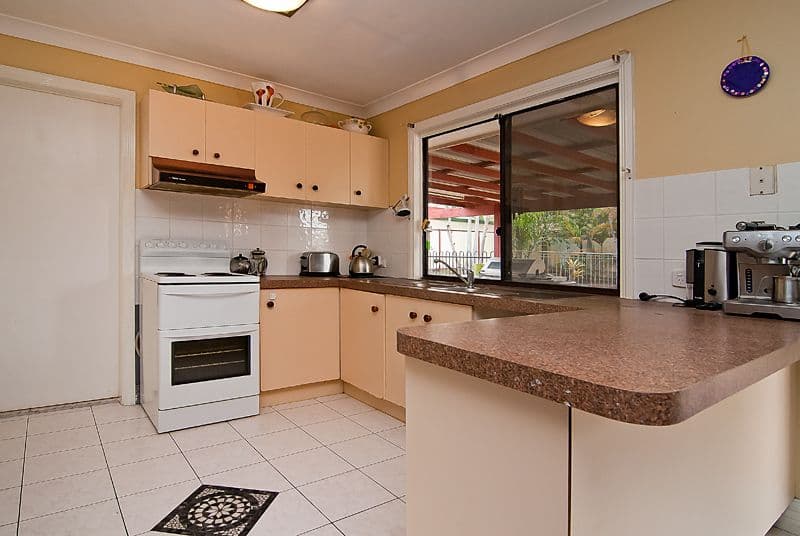 16 Royena Court, CRESTMEAD QLD 4132, Crestmead - Thumbnail 5