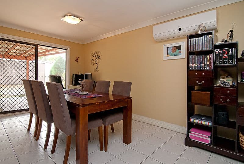 16 Royena Court, CRESTMEAD QLD 4132, Crestmead - Thumbnail 6