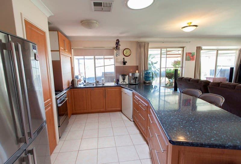 30 Brockholes Street, BULLSBROOK WA 6084, Bullsbrook - Thumbnail 2