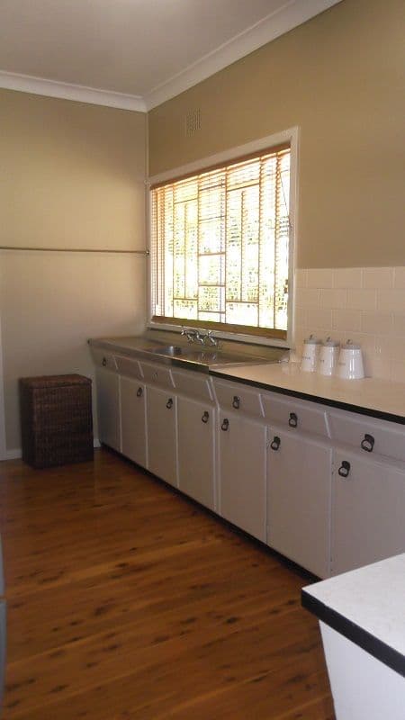 22 Liverpool Street, COWRA NSW 2794, Cowra - Thumbnail 4