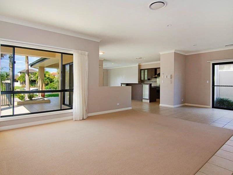 2142 Beaufort Way, HOPE ISLAND QLD 4212, Hope Island - Thumbnail 3