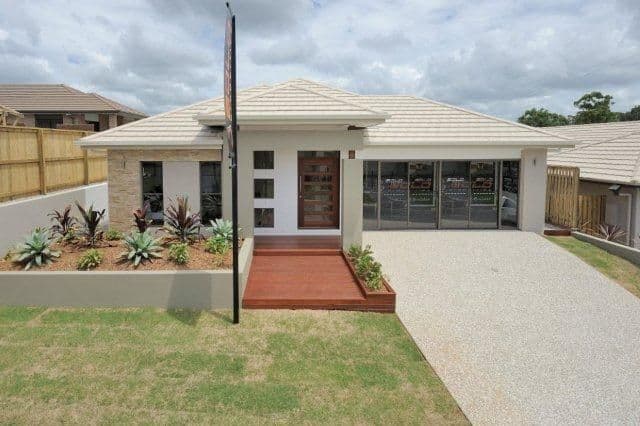 37 Como Circuit, WARNER QLD 4500, Warner - Image 1