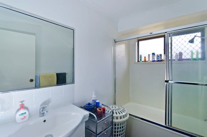 35 McKenzie Drive, CURRUMBIN WATERS QLD 4223, Currumbin Waters - Thumbnail 6