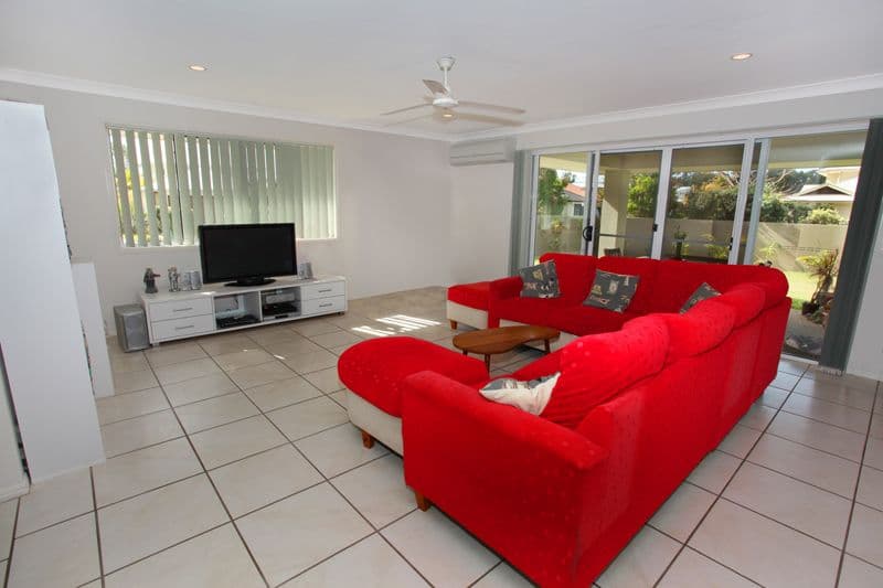 13 Greenside Court, PEREGIAN SPRINGS QLD 4573, Peregian Springs - Thumbnail 2