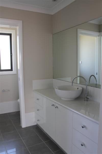 33 Holmwood Drive, DUBBO NSW 2830, Dubbo - Thumbnail 4