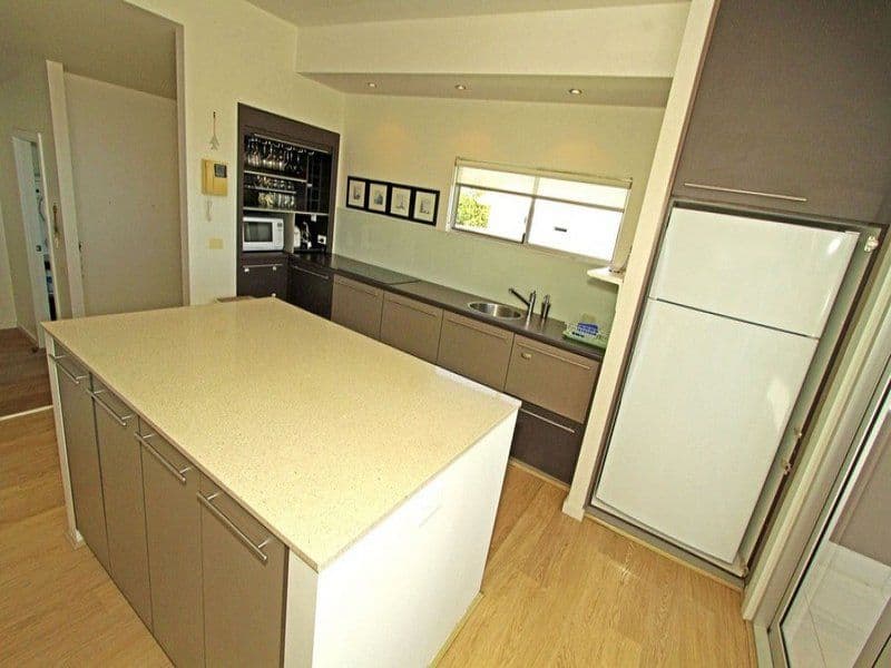 29 Matthew Flinders Drive, COOEE BAY QLD 4703, Cooee Bay - Thumbnail 3