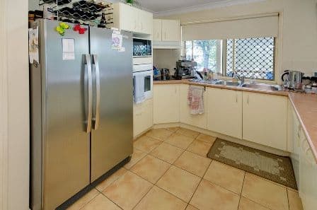 31 Butler Street, WAKERLEY QLD 4154, Wakerley - Thumbnail 4