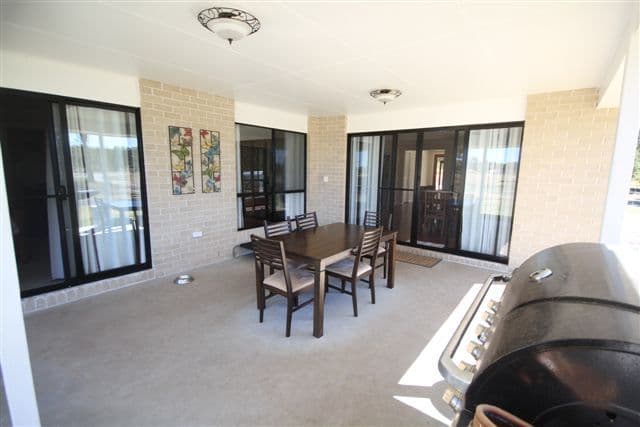 106 Jones Road, WITHCOTT QLD 4352, Withcott - Thumbnail 5