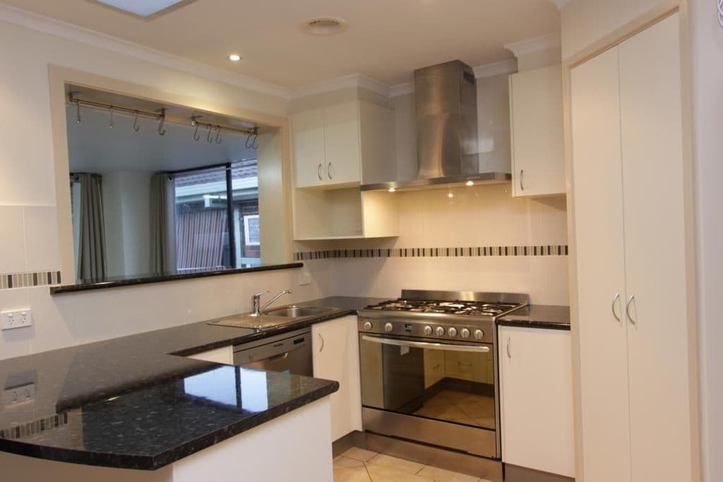 8 Bond Street, GOLDEN SQUARE VIC 3555, Golden Square - Thumbnail 2