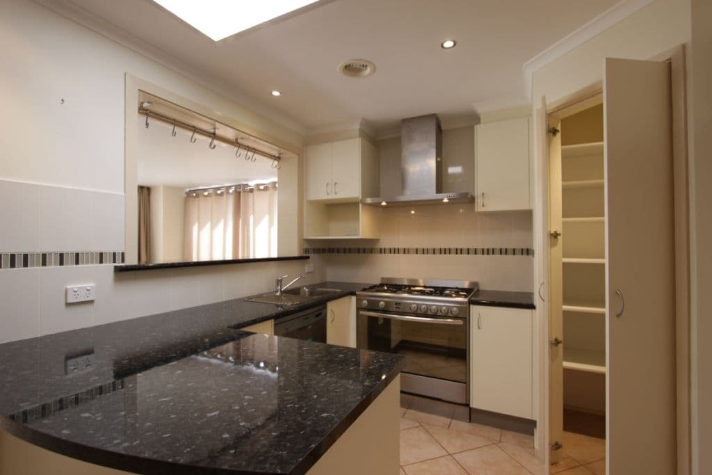8 Bond Street, GOLDEN SQUARE VIC 3555, Golden Square - Thumbnail 5