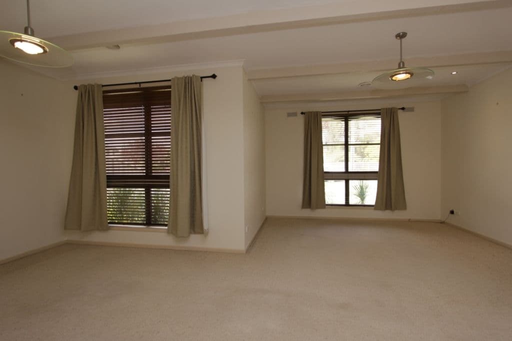8 Bond Street, GOLDEN SQUARE VIC 3555, Golden Square - Thumbnail 3