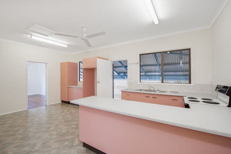 30 Edgar Street, BUNGALOW QLD 4870, Bungalow - Thumbnail 3