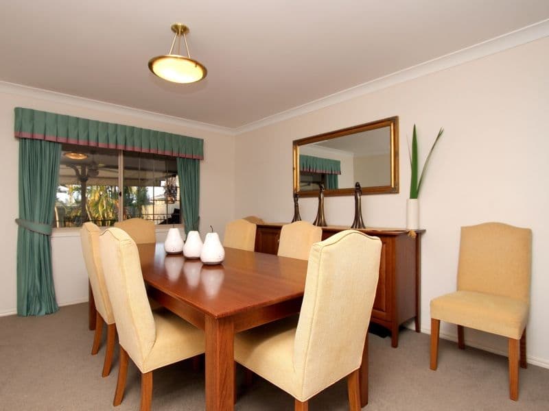 7 Dewberry Close, EIGHT MILE PLAINS QLD 4113, Eight Mile Plains - Thumbnail 8