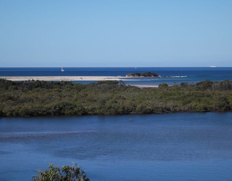  80 Picnic Point Esplanade, MAROOCHYDORE QLD 4558, Maroochydore - Image 1