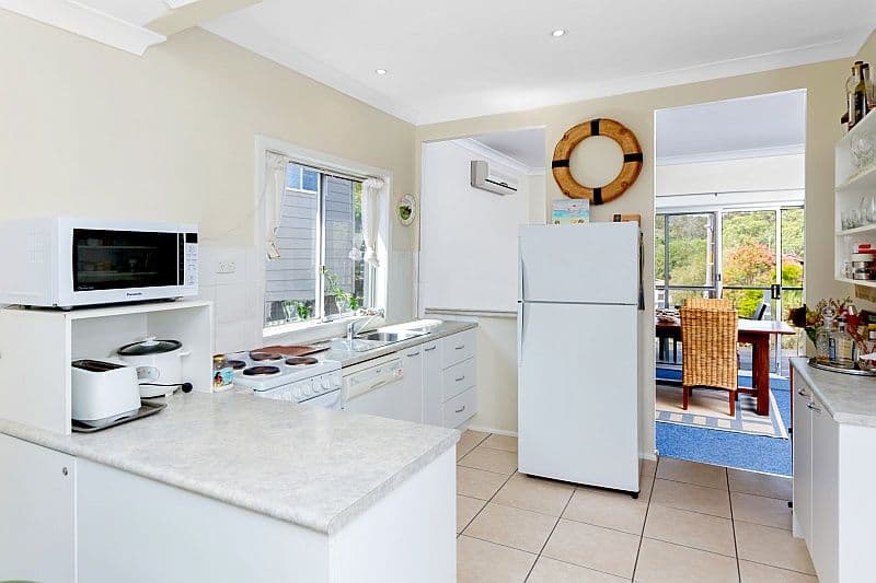 6  Beach Drive, KILLCARE NSW 2257, Killcare - Thumbnail 2