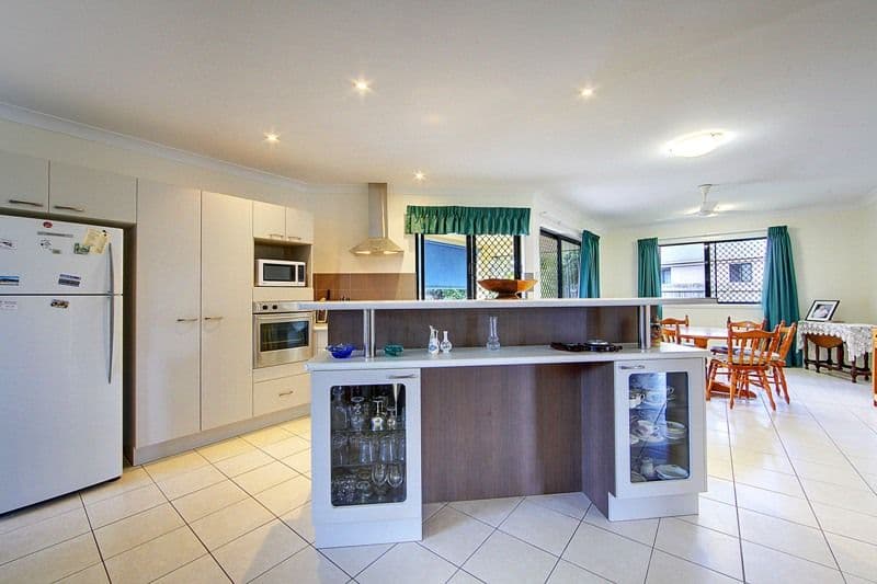 5 Waterbrook Close, IDALIA QLD 4811, Idalia - Thumbnail 2