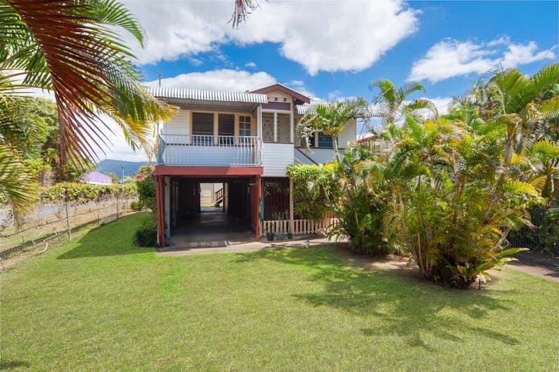 35 Winkworth Street, BUNGALOW QLD 4870, Bungalow - Image 1