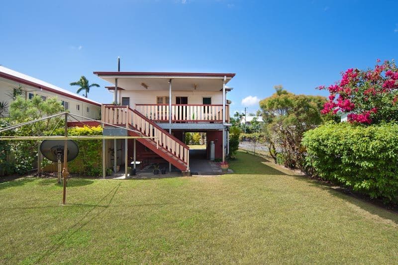 35 Winkworth Street, BUNGALOW QLD 4870, Bungalow - Thumbnail 5