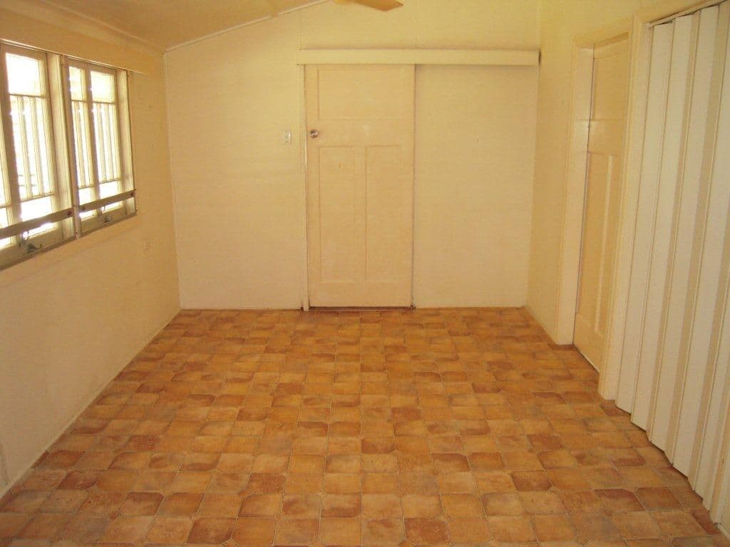 68 Charles Street, BERSERKER QLD 4701, Berserker - Thumbnail 4