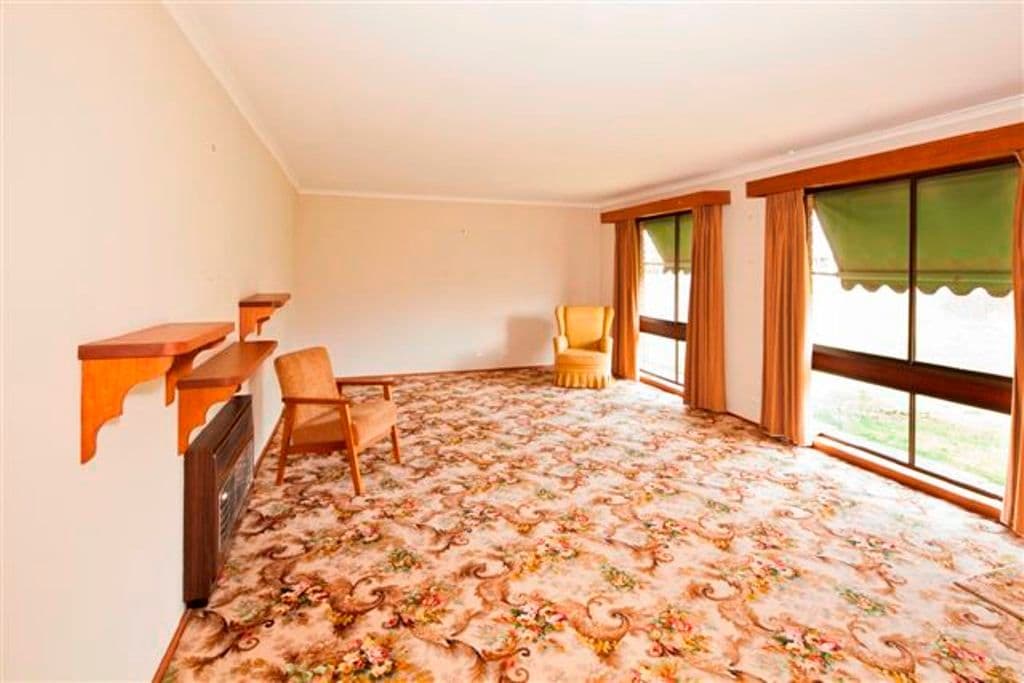61 Talbot Road, CLUNES VIC 3370, Clunes - Thumbnail 2