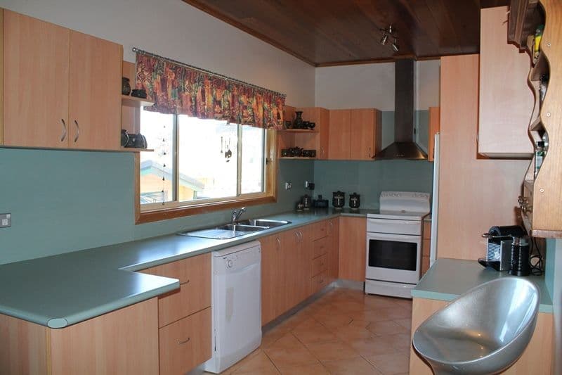 22 Marie Avenue, Heidelberg Heights, Heidelberg Heights - Thumbnail 2