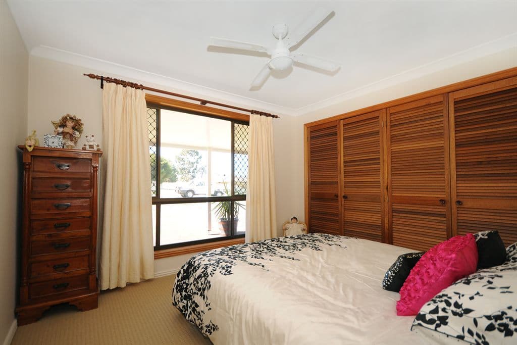 12 Ferguson Road, WESTBROOK QLD 4350, Westbrook - Thumbnail 7