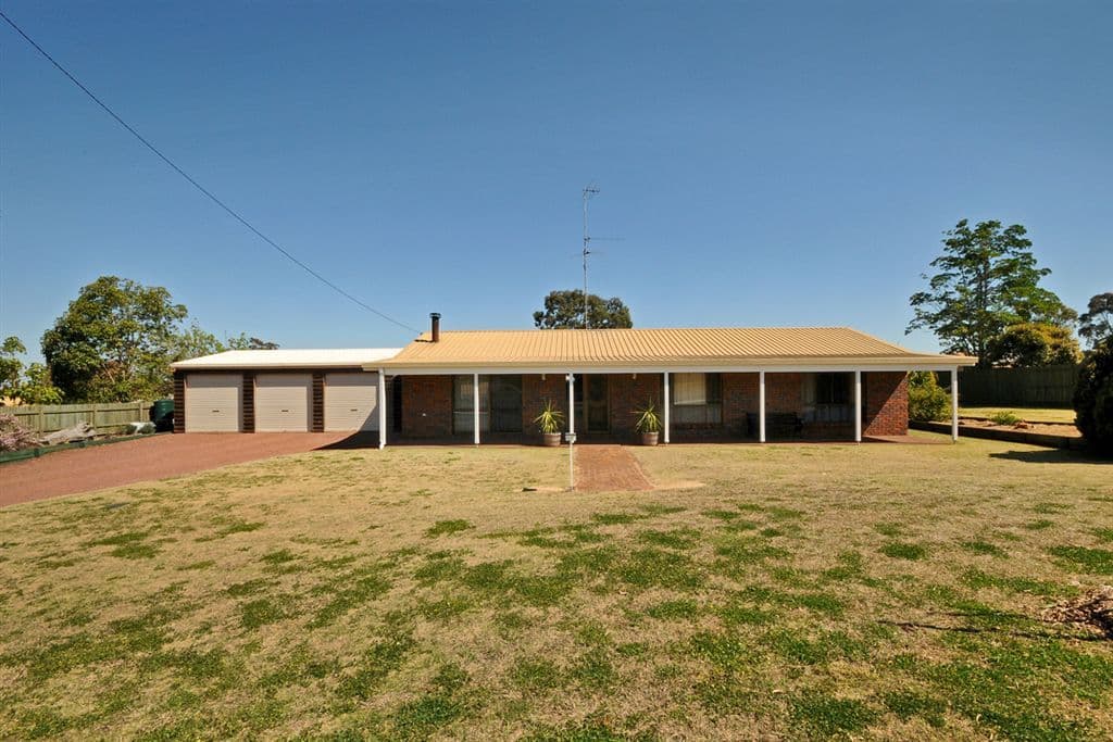 12 Ferguson Road, WESTBROOK QLD 4350, Westbrook - Image 1