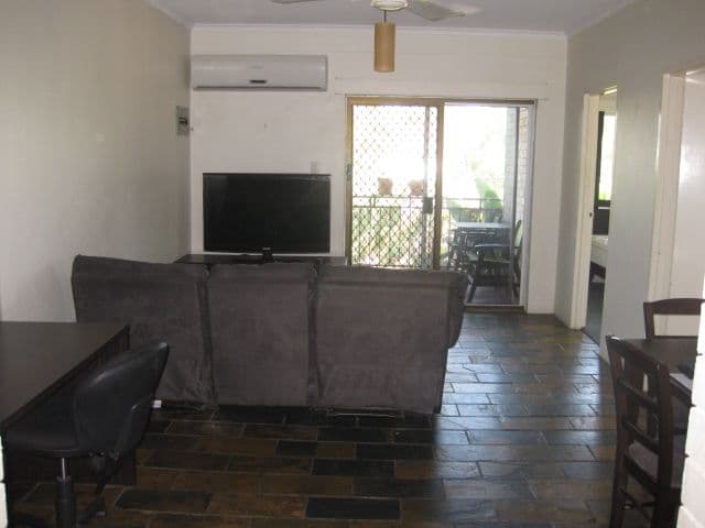4/122 Mitchell Street, LARRAKEYAH NT 0820, Larrakeyah - Thumbnail 2