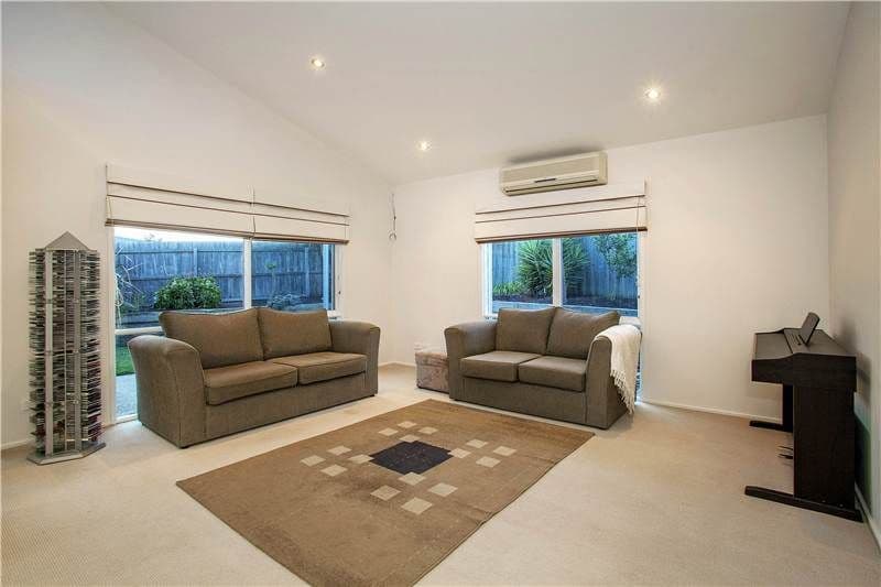 8 Veedale Court, LARA VIC 3212, Lara - Thumbnail 3