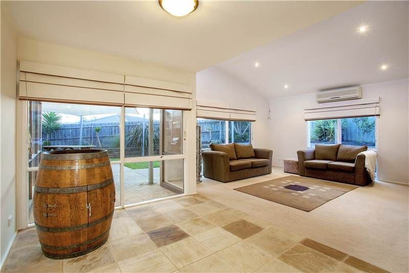 8 Veedale Court, LARA VIC 3212, Lara - Thumbnail 2