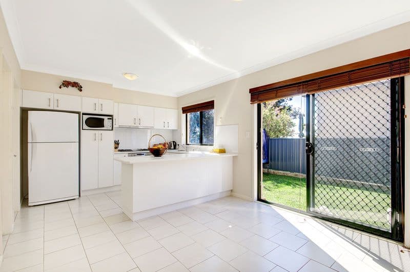 3 Francis Street, BULLI NSW 2516, Bulli - Thumbnail 2