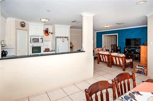 11 Jacob Court, WESTBROOK QLD 4350, Westbrook - Thumbnail 3