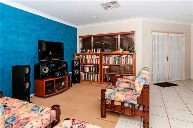 11 Jacob Court, WESTBROOK QLD 4350, Westbrook - Thumbnail 5