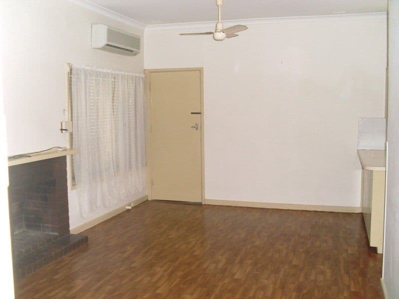 1 Crabbe Street, RANGEWAY WA 6530, Rangeway - Thumbnail 3