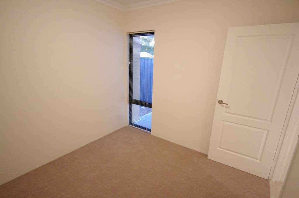 4c Storrington Crescent, WESTMINSTER WA 6061, Westminster - Thumbnail 5