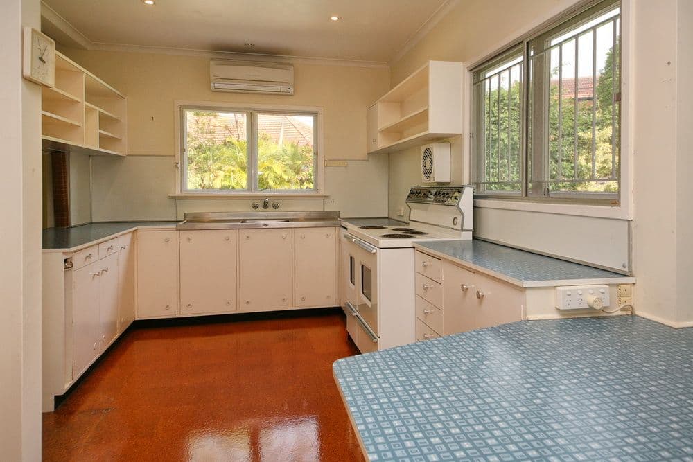 36 Otway Street, HOLLAND PARK QLD 4121, Holland Park - Thumbnail 2