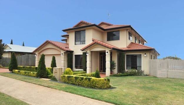 13 Banksdale Drive, MIDDLE RIDGE QLD 4350, Middle Ridge - Image 1
