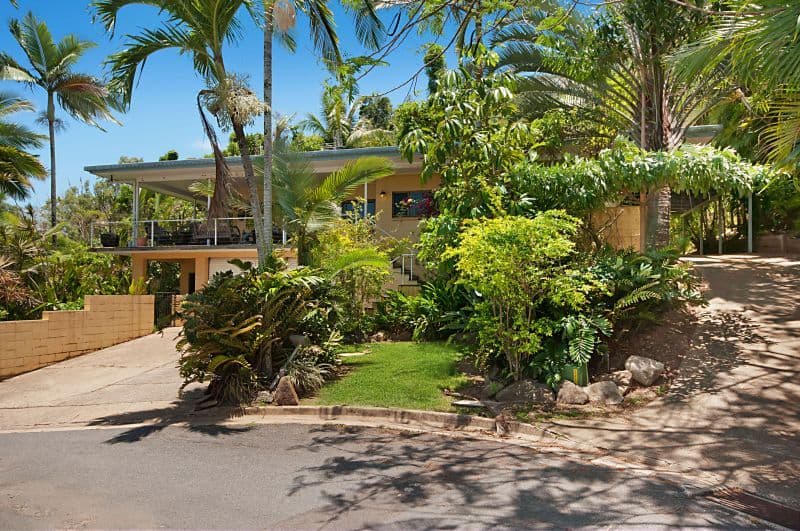 1 Peacock Street, TRINITY BEACH QLD 4879, Trinity Beach - Thumbnail 3