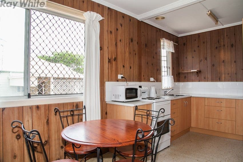 106 Dover Road, REDCLIFFE QLD 4020, Redcliffe - Thumbnail 5