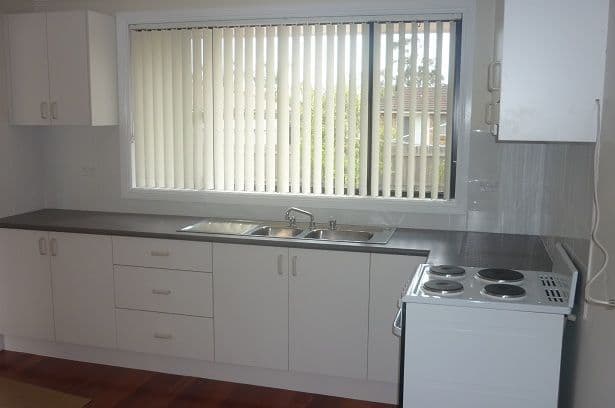 6 Melaleuca Road, ALBION PARK RAIL NSW 2527, Albion Park Rail - Thumbnail 2