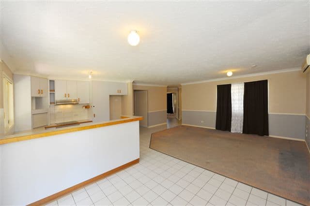 3 McDonald Court, WYREEMA QLD 4352, Wyreema - Thumbnail 6
