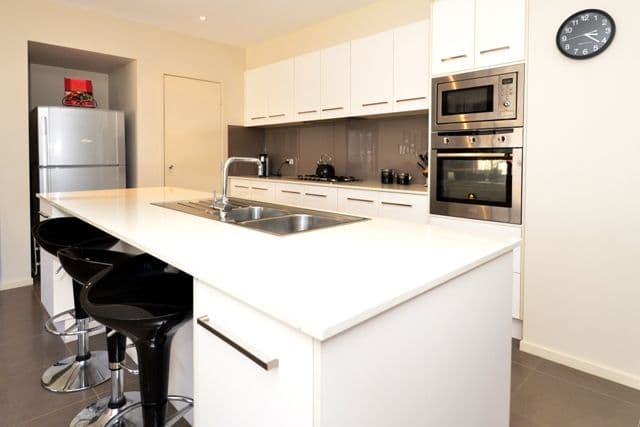 142 Overland Drive, DOREEN VIC 3754, Doreen - Thumbnail 4