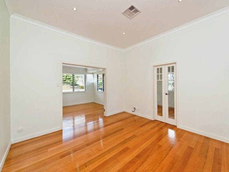 17 Glenwood Place, THE GAP QLD 4061, The Gap - Thumbnail 4