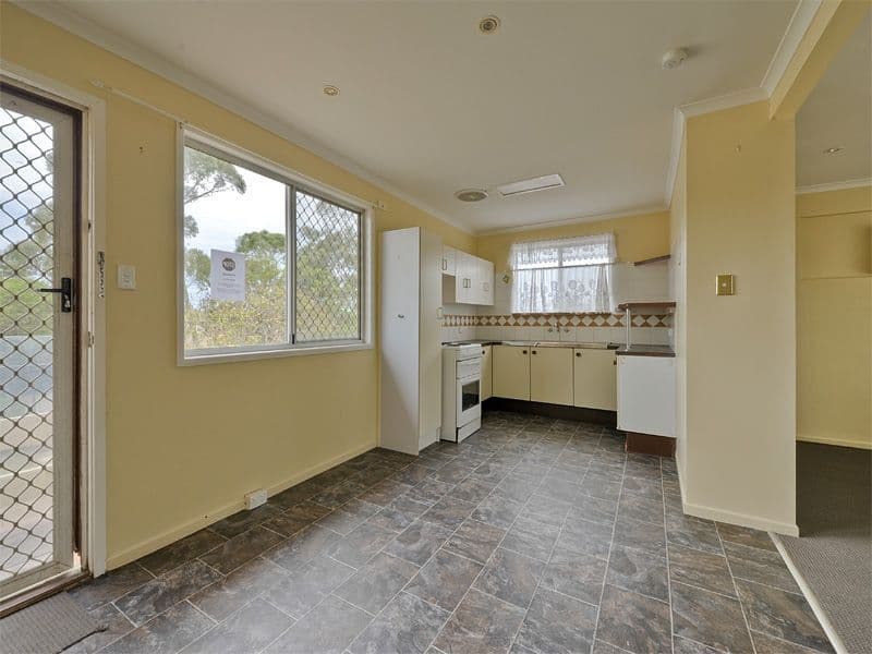 64 Kevin Street, Deception Bay QLD 4508, Deception Bay - Thumbnail 3