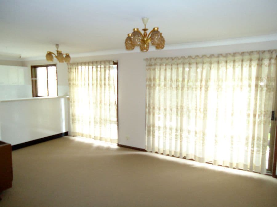 31 Fiona Street, POINT CLARE NSW 2250, Point Clare - Thumbnail 4