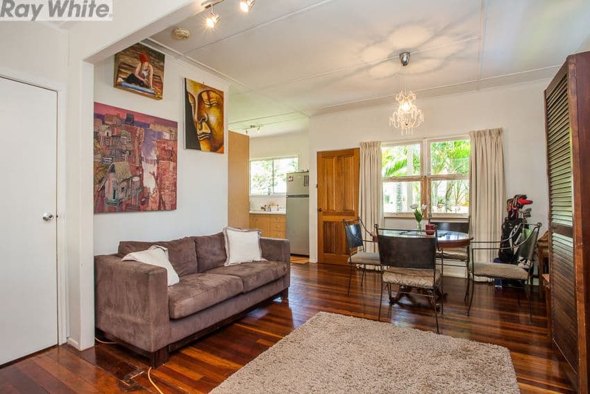 20 Brighton Street, WOODY POINT QLD 4019, Woody Point - Thumbnail 3