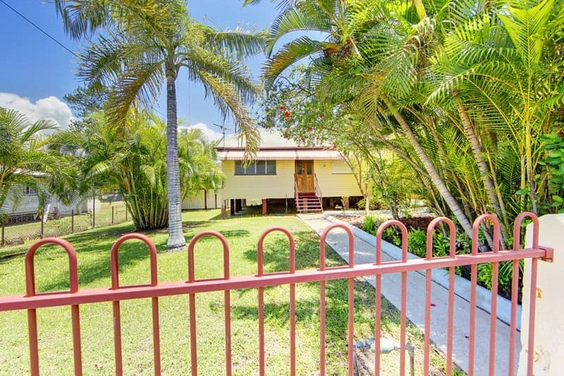 15 Queens Road, RAILWAY ESTATE QLD 4810, Railway Estate - Image 1