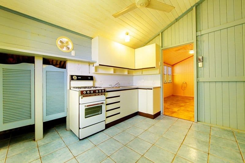 15 Queens Road, RAILWAY ESTATE QLD 4810, Railway Estate - Thumbnail 4